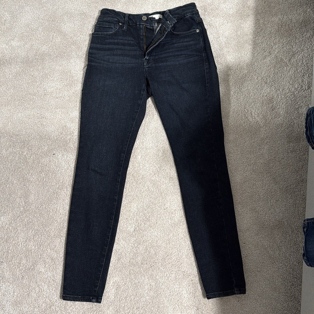 Like New!! Good American Good Legs Denethic Blue Wash Skinny Jeans 4/27